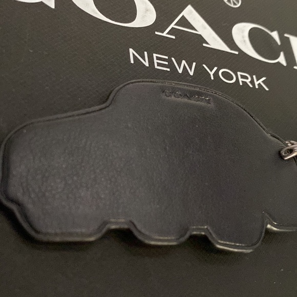 NWOT Coach Leather Camaro Race Car Key Fob Chain Keychain Bag Charm Legendary - Picture 6 of 7